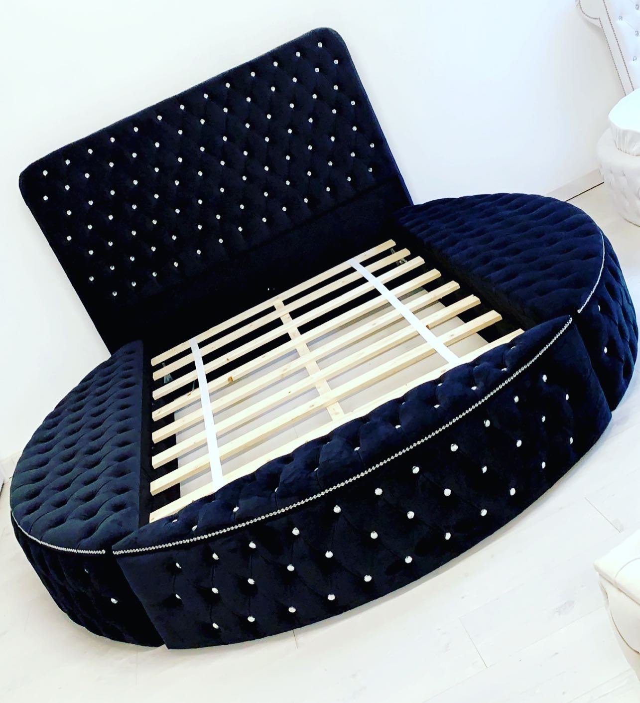 Modern Round Bed with Crystal Studded Tufting – Velvet Upholstery & Statement Style