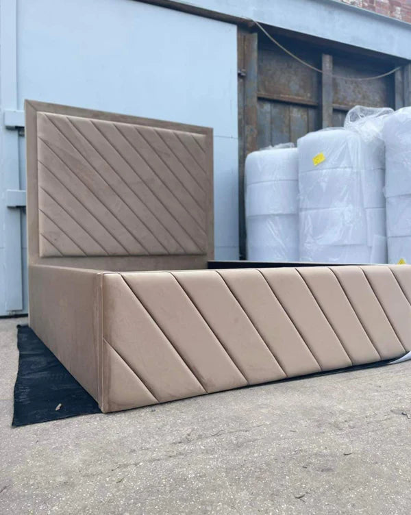 Duke Bedstead Plush Velvet