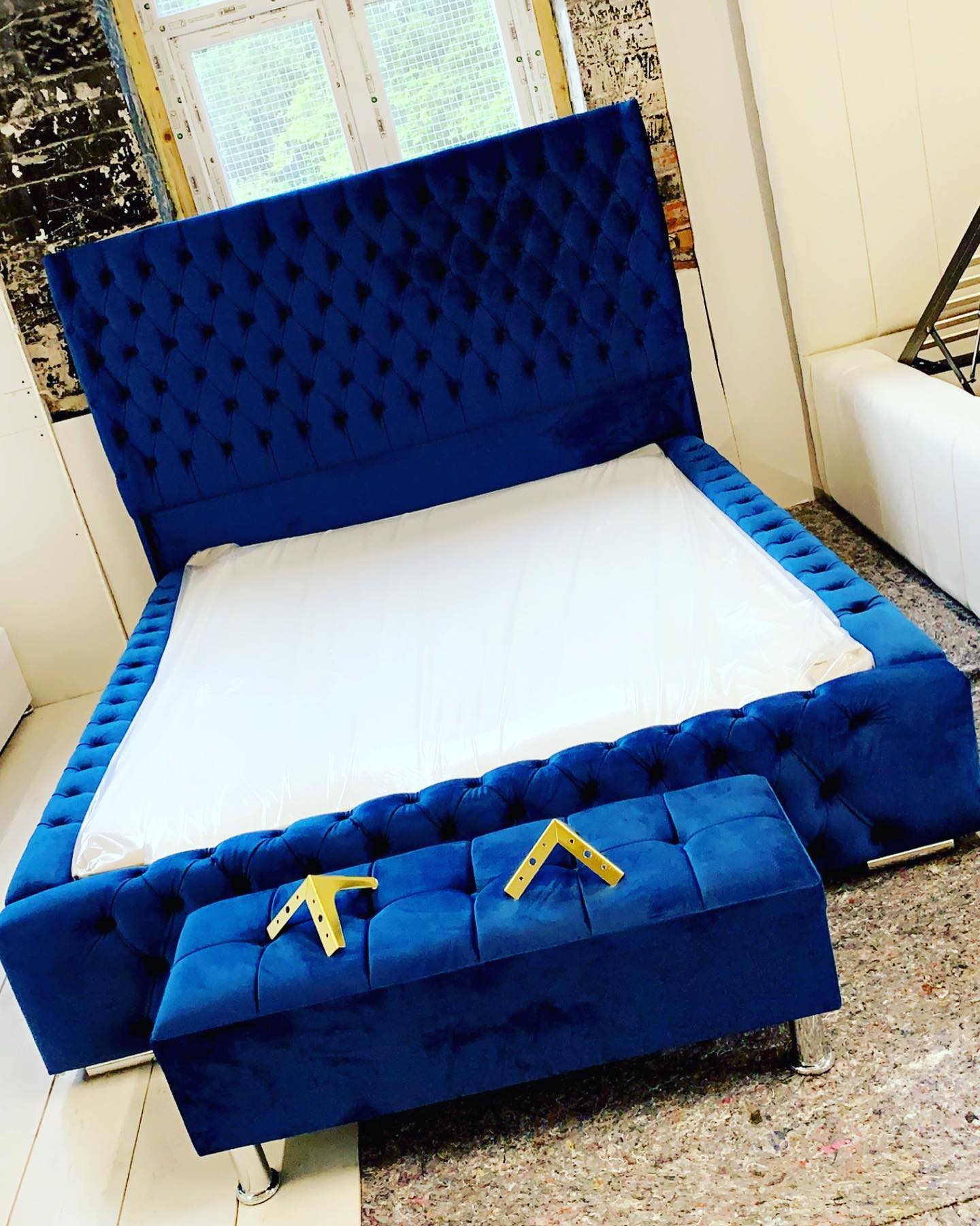 Paris Blue Velvet Queen Storage Platform Bed / New