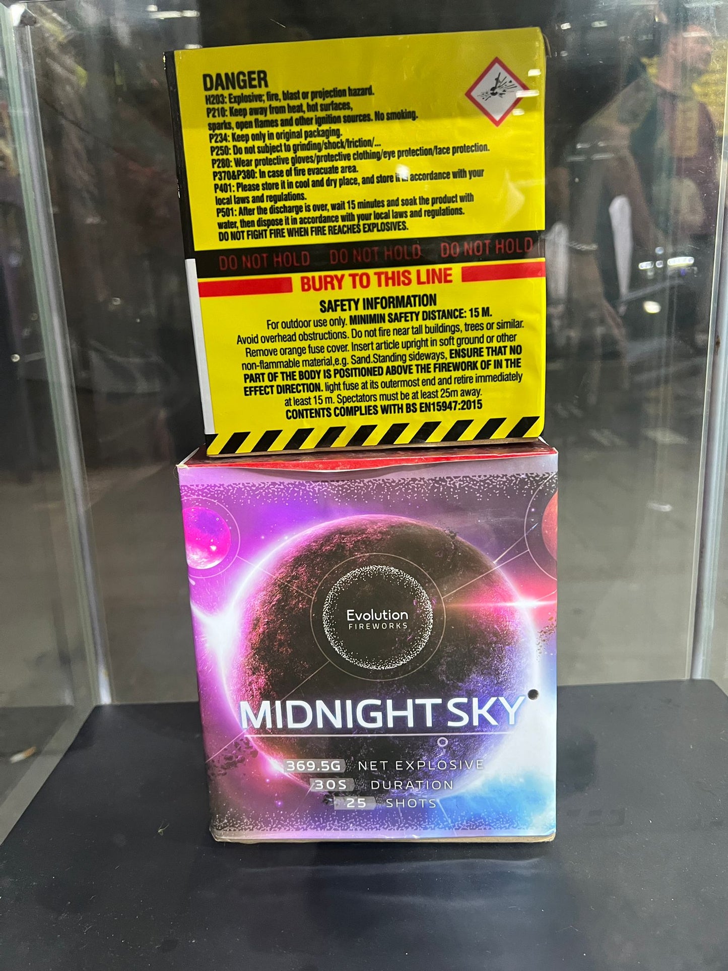 Midnight Sky , fireworks,25 SHOT MIXED EFFECT F2 LOW NOISE GARDEN FIREWORKS